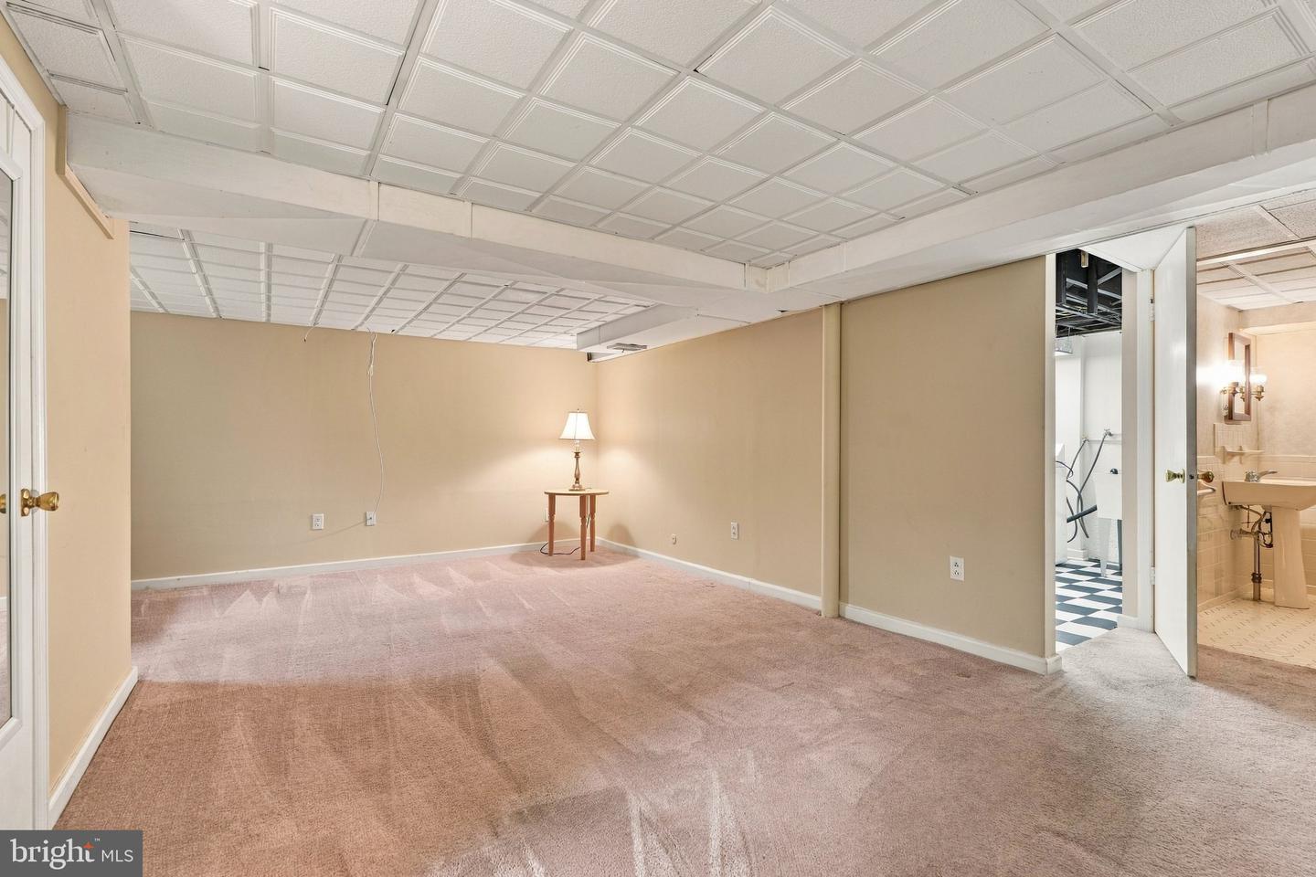 914 Stanbridge Rd Property Photo 21