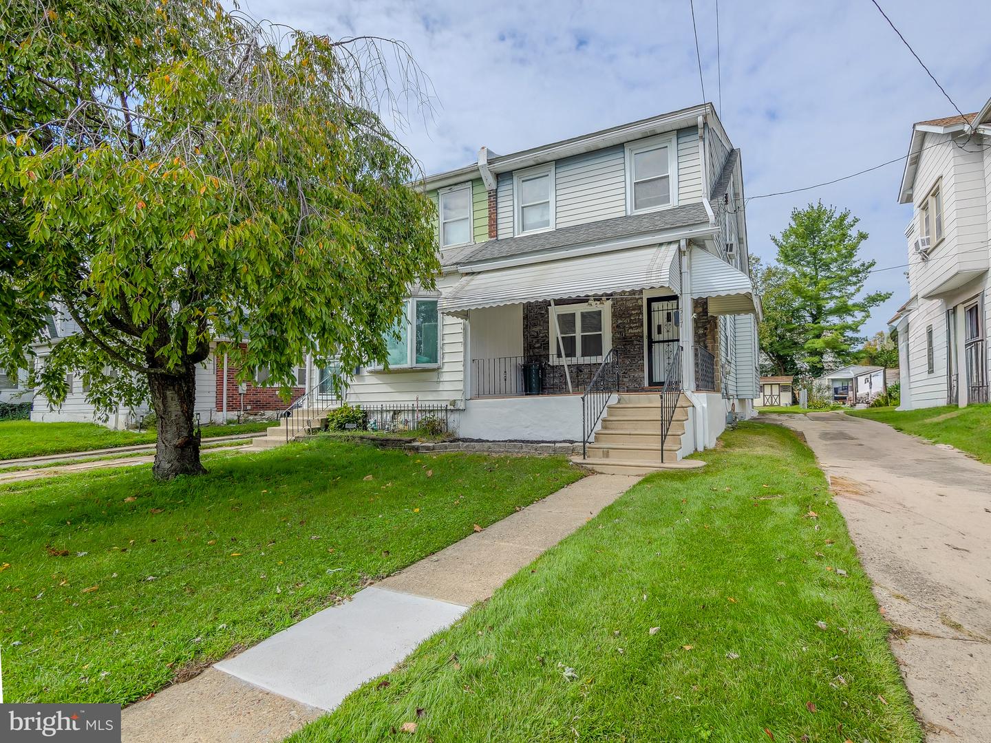 517 9TH AVE Property Photo 1