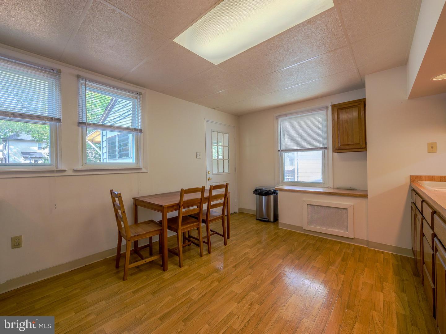 517 9th Ave Property Photo 12