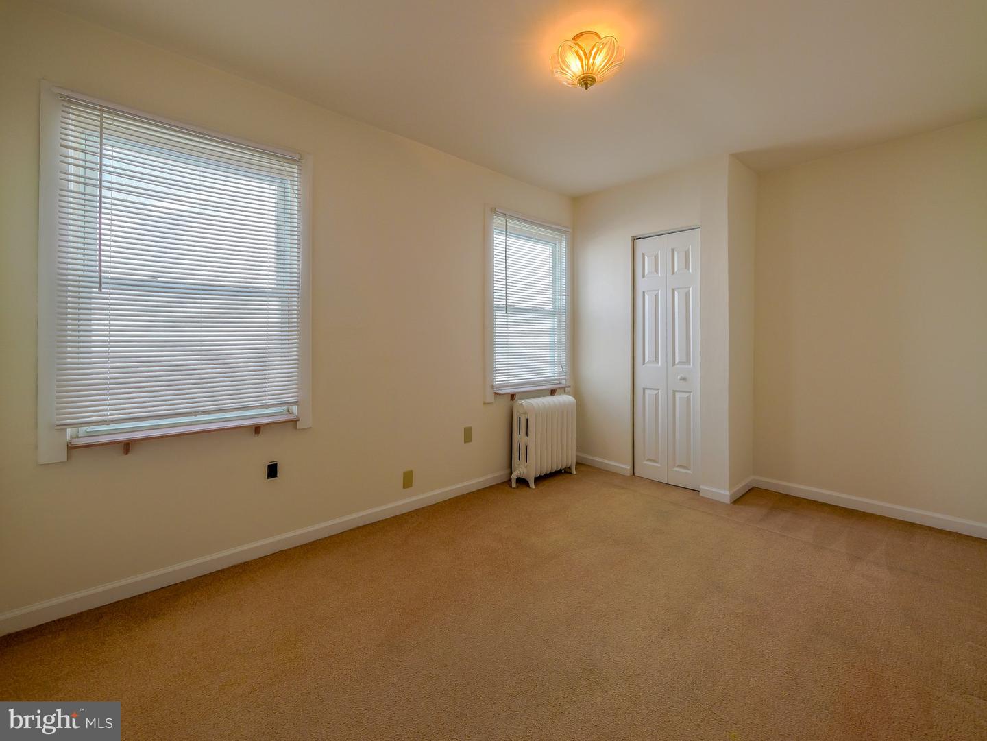 517 9th Ave Property Photo 19
