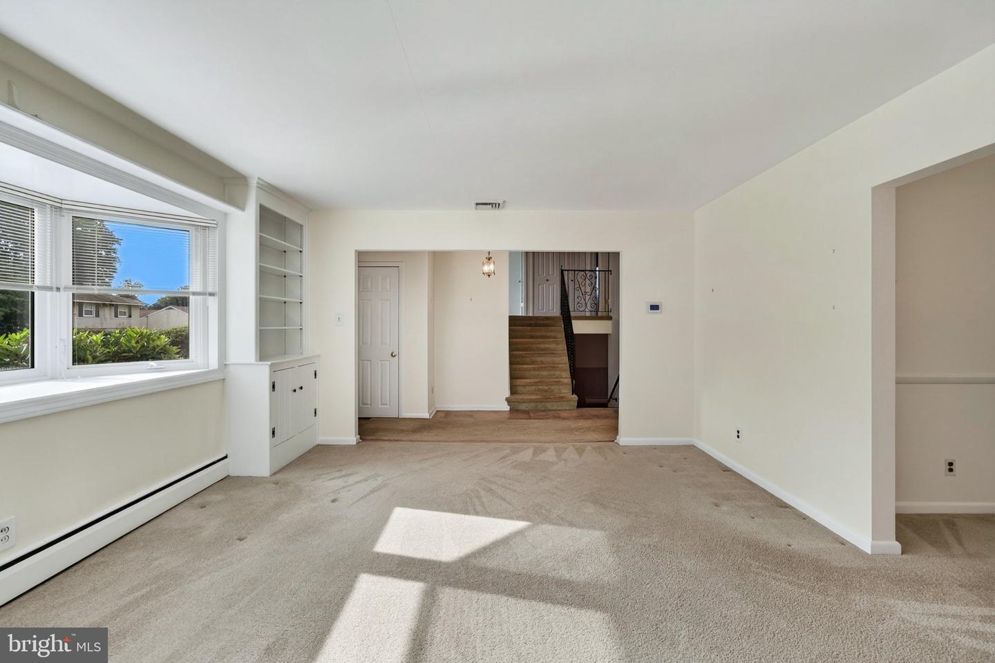 1155 S Lehigh Cir Property Photo 4
