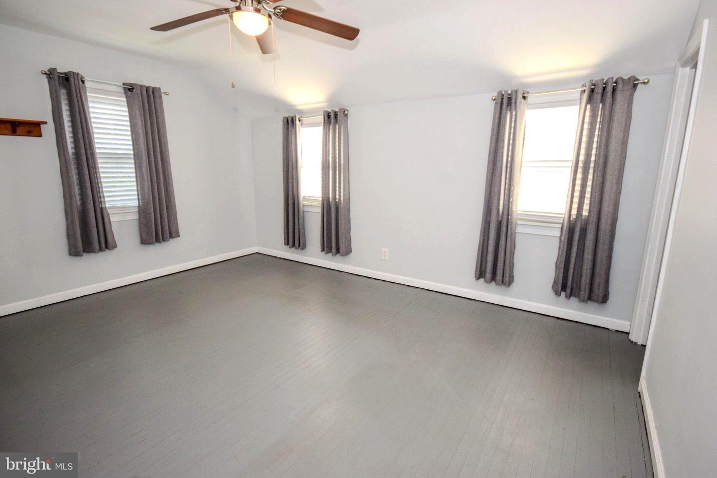 680 Clymer Ln Property Photo 19