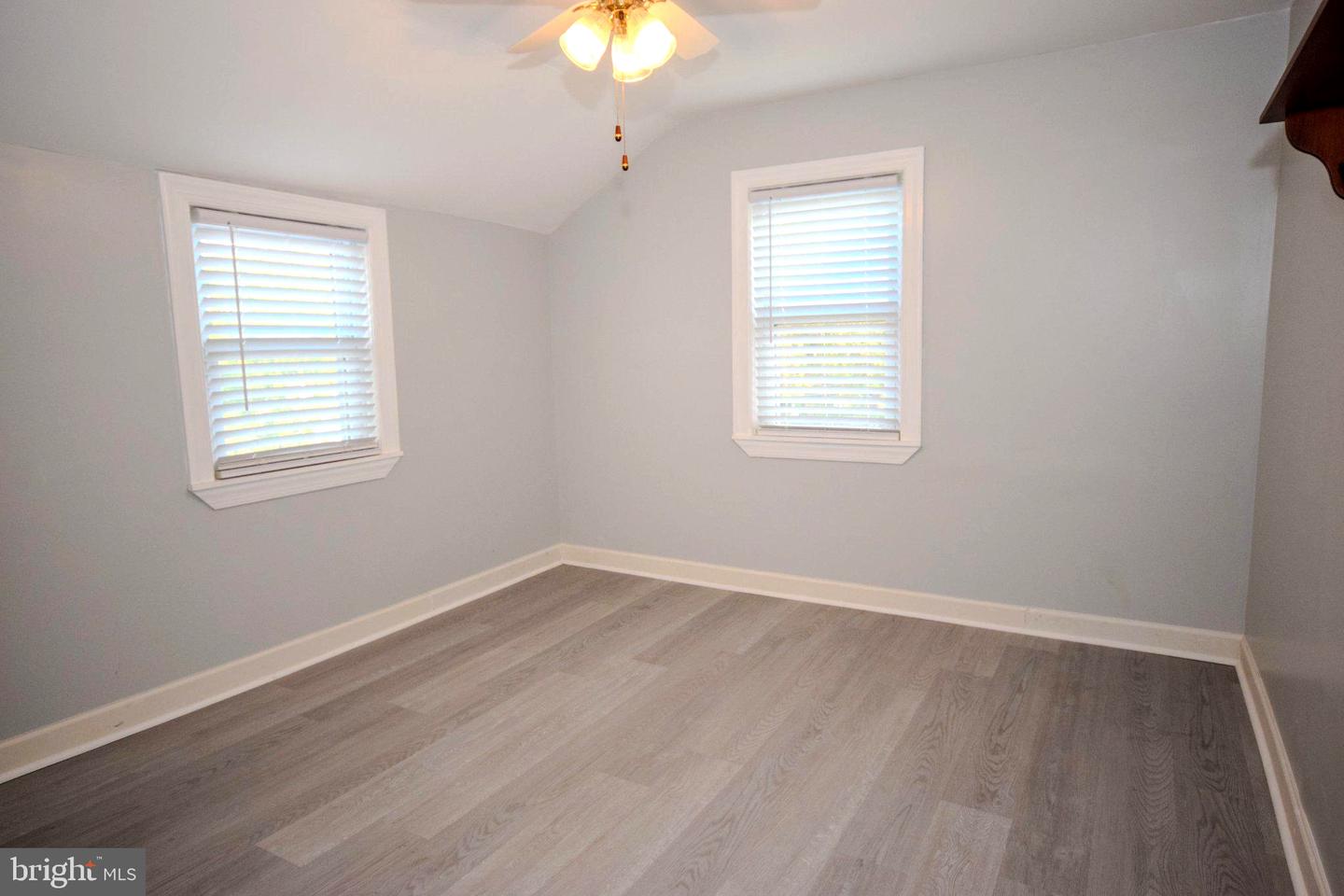 680 Clymer Ln Property Photo 24