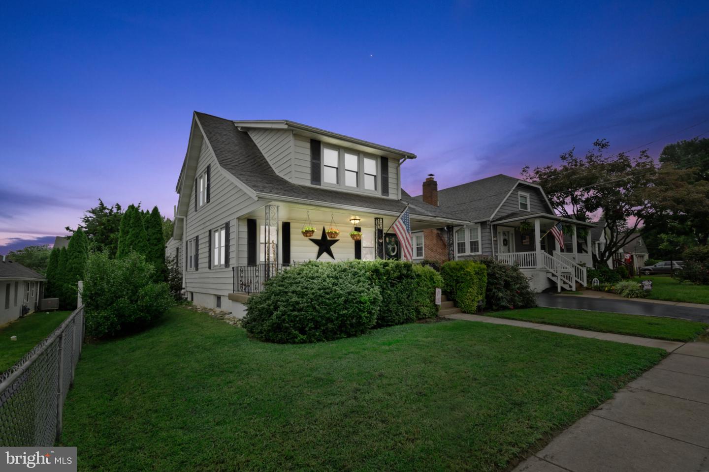 1344 Maryland Ave Property Photo 1
