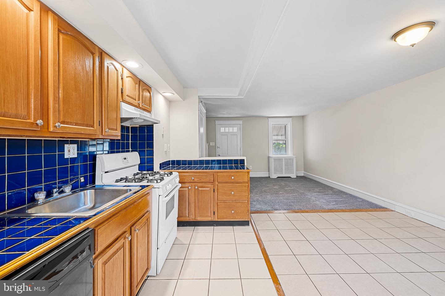 7039 Guilford Rd Property Photo 13