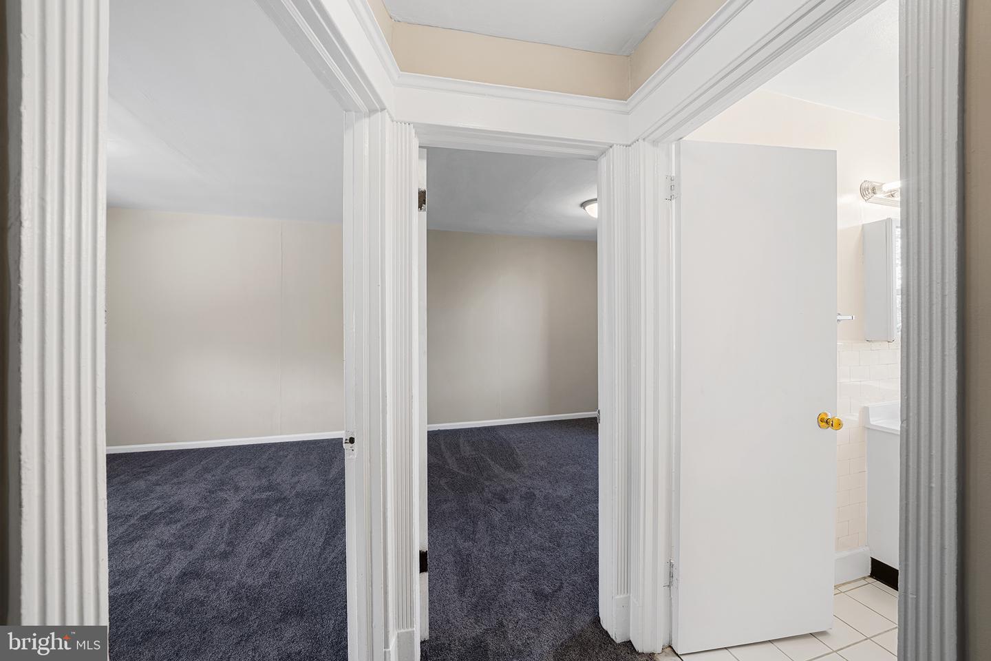7039 Guilford Rd Property Photo 17
