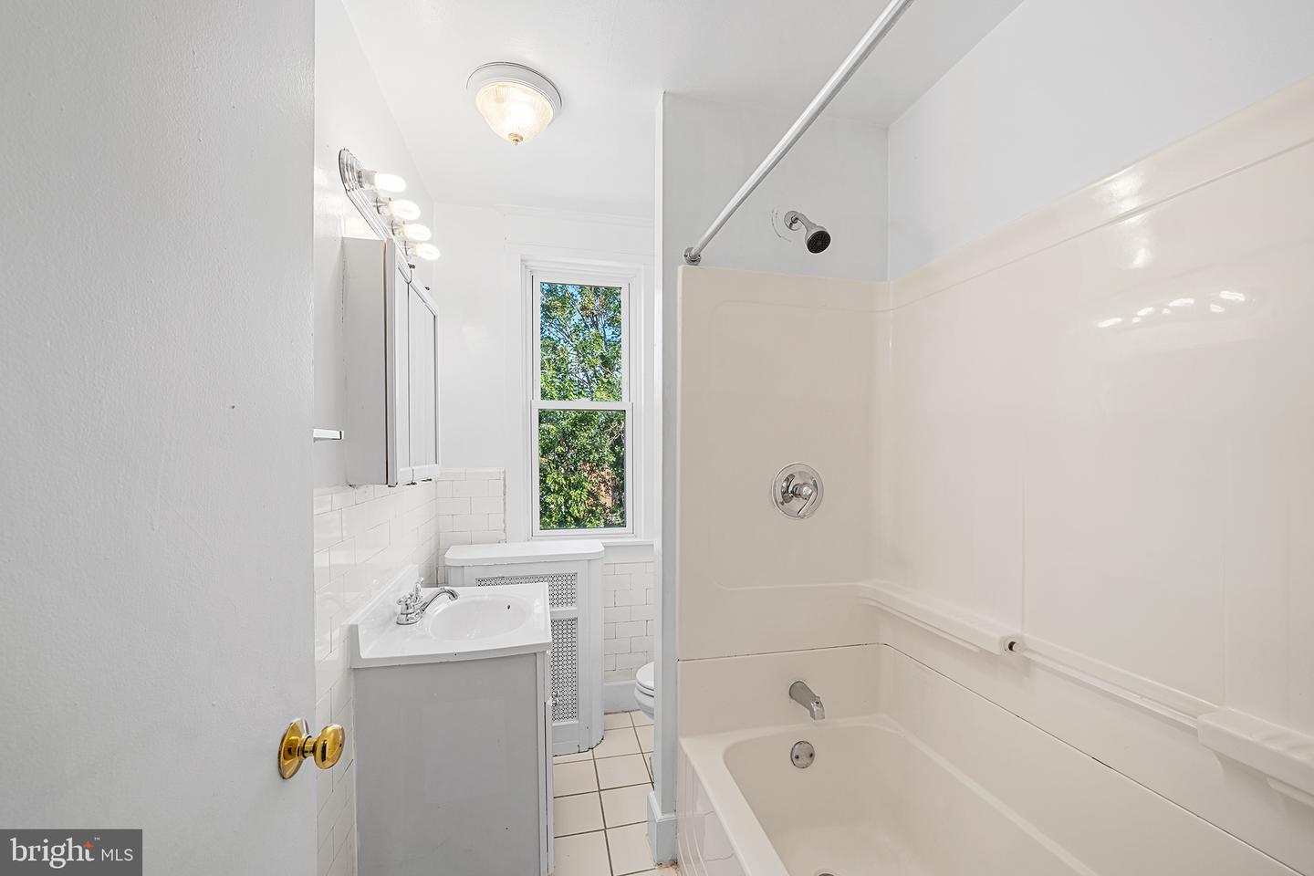 7039 Guilford Rd Property Photo 21