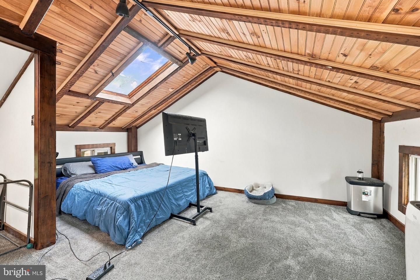 361 Parkmount Rd Property Photo 16
