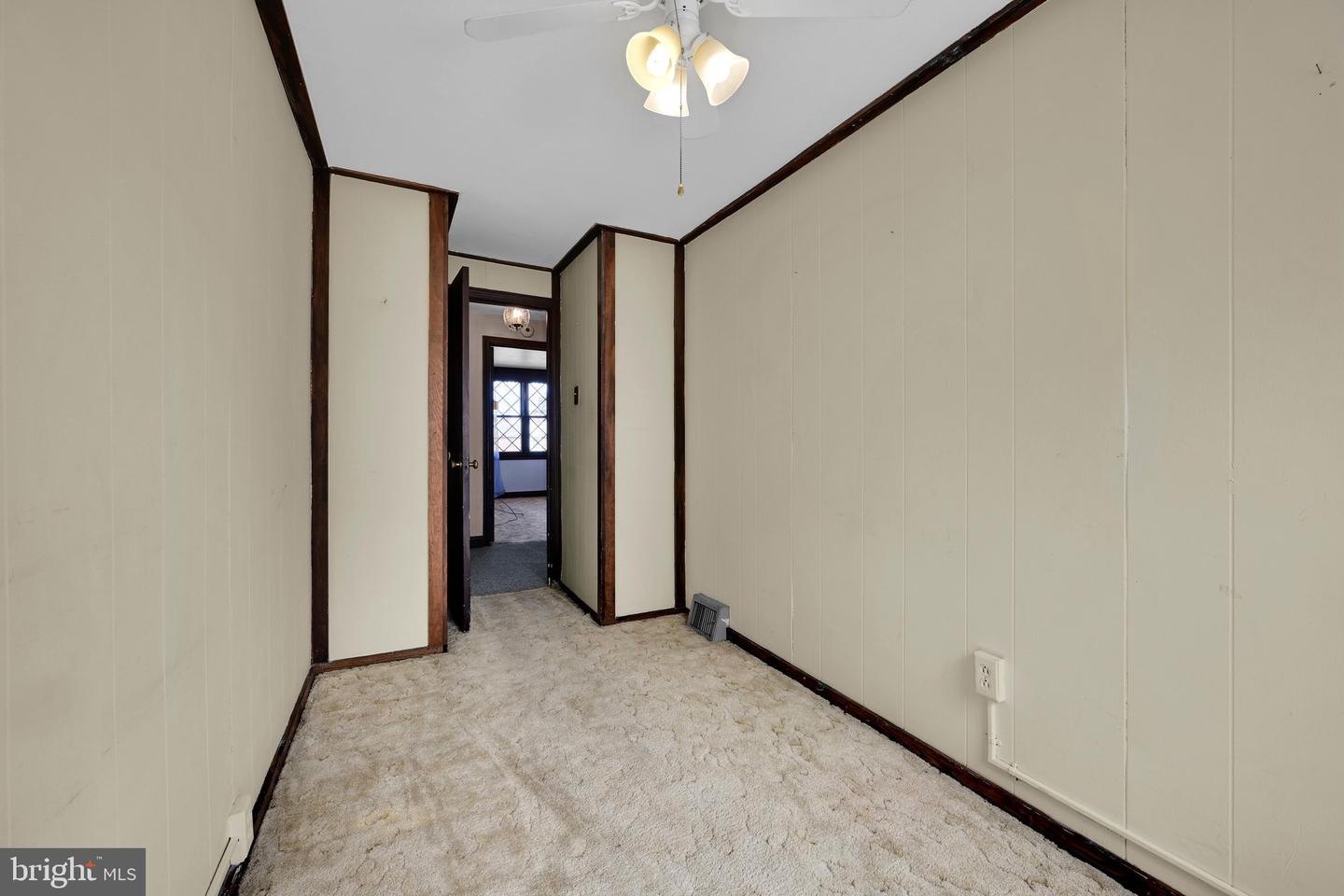 808 Hampshire Rd Property Photo 35