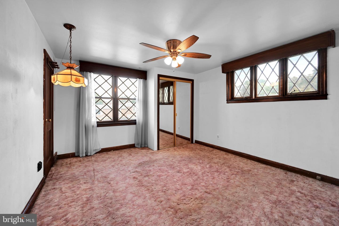 808 Hampshire Rd Property Photo 38