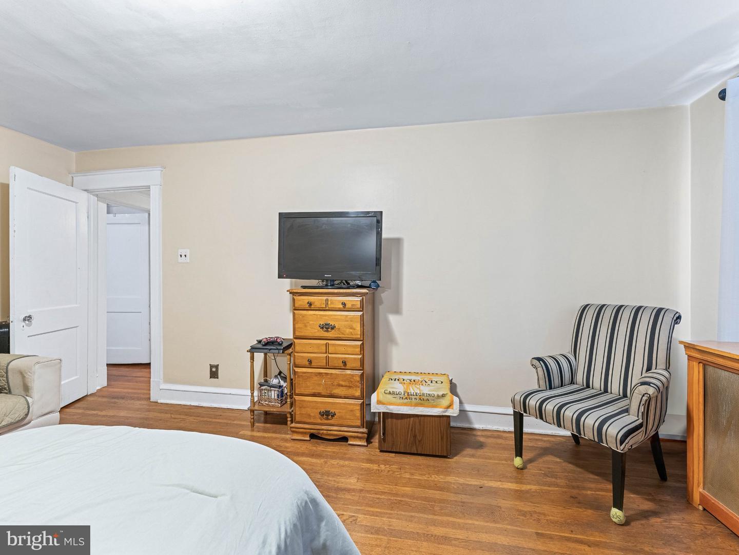 257 Long Ln Property Photo 14