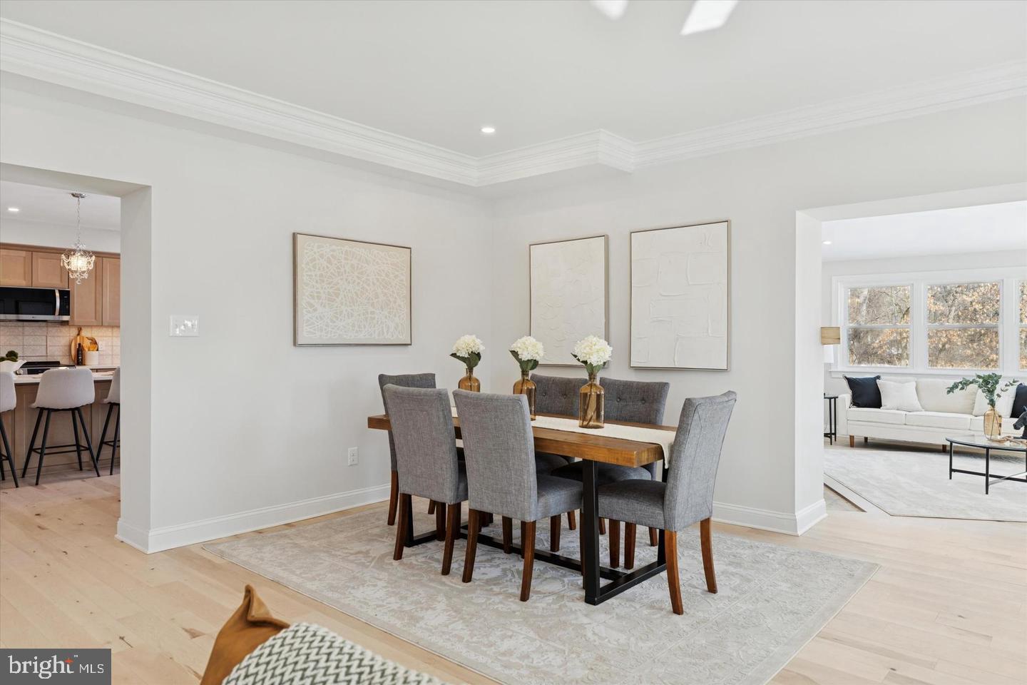PADE2124396 Property Photo 7