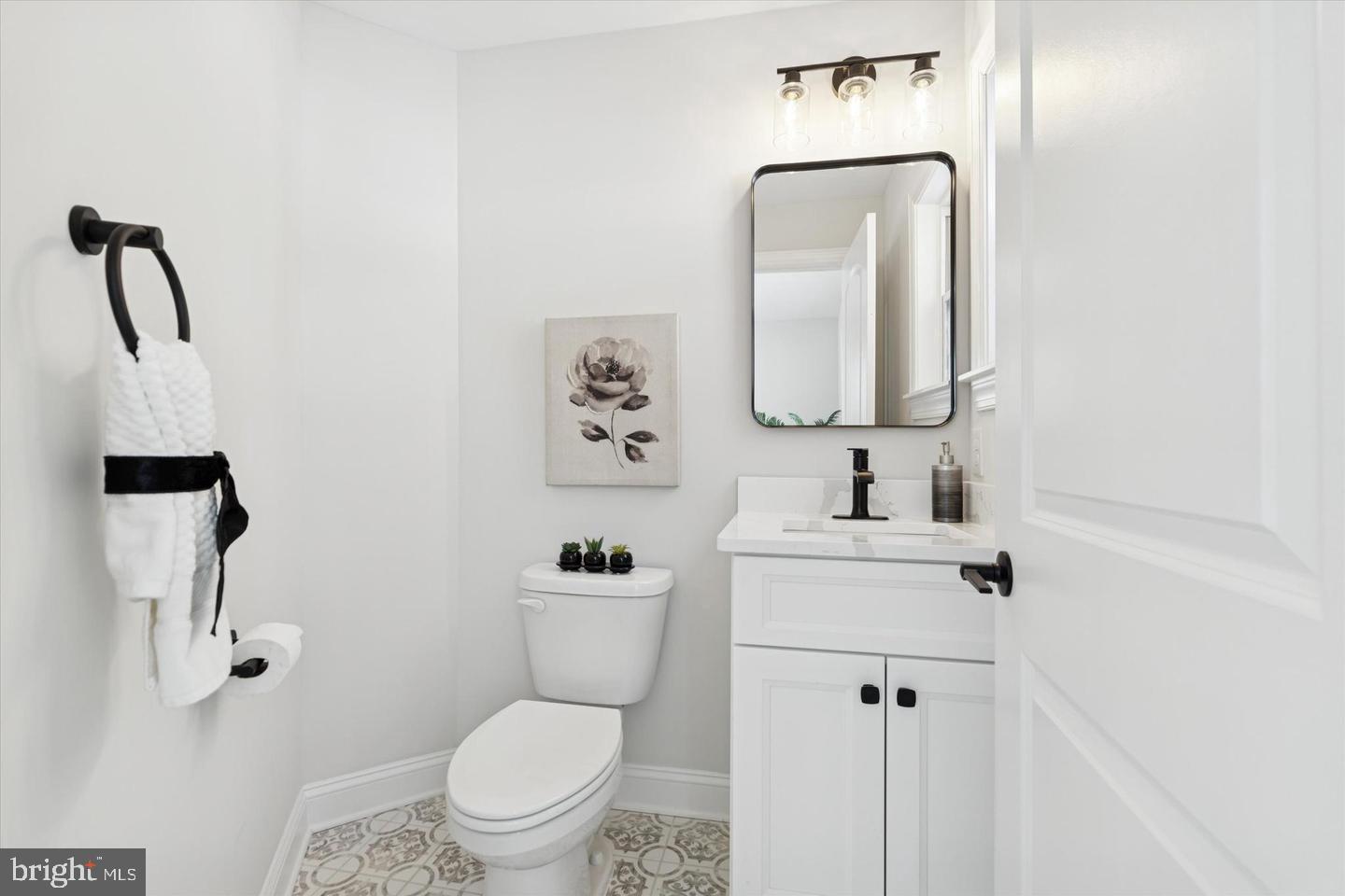 PADE2124396 Property Photo 14