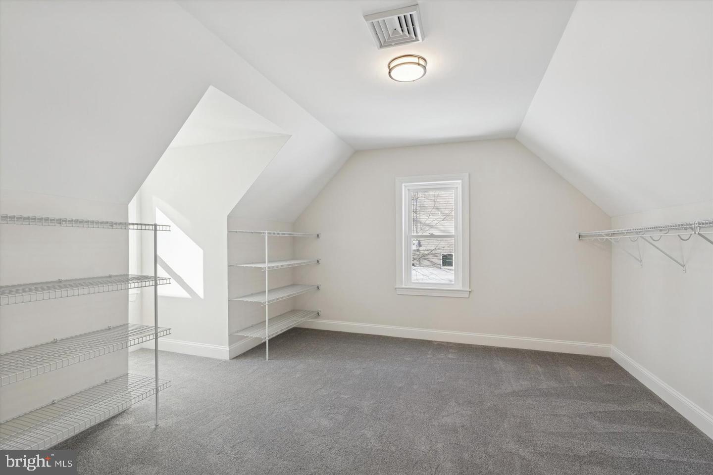 PADE2124396 Property Photo 23