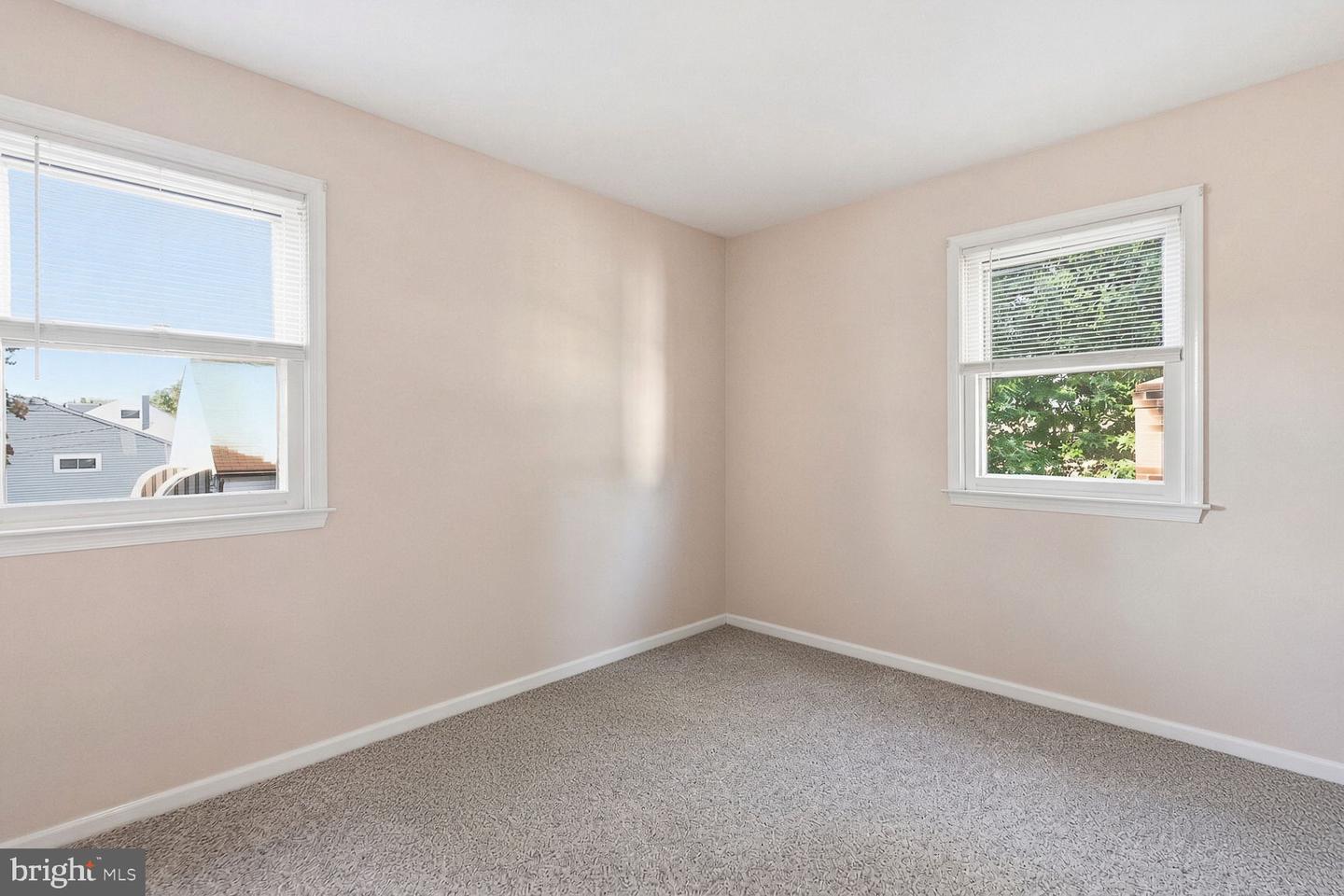 614 Highland Ter Property Photo 25
