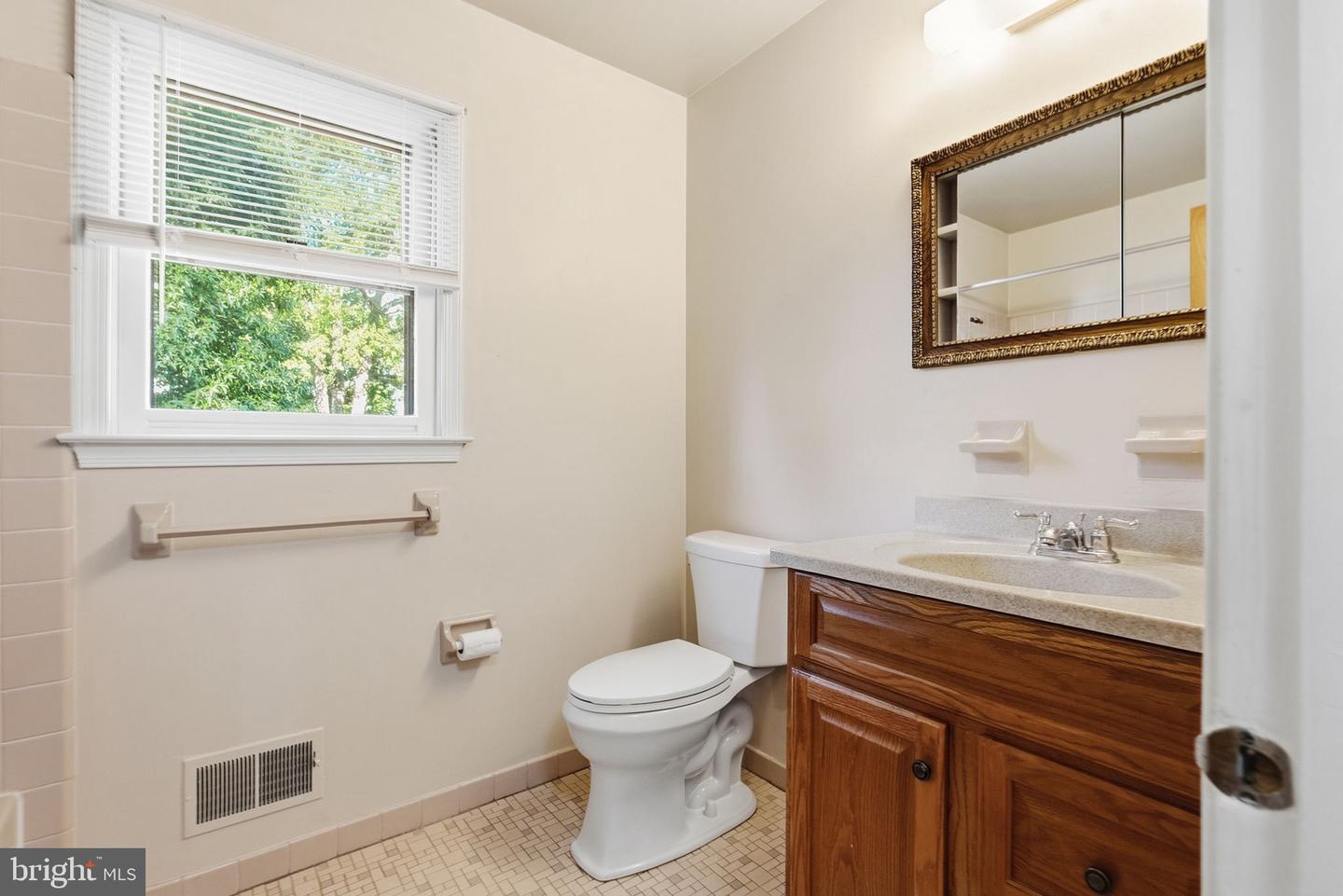 614 Highland Ter Property Photo 27