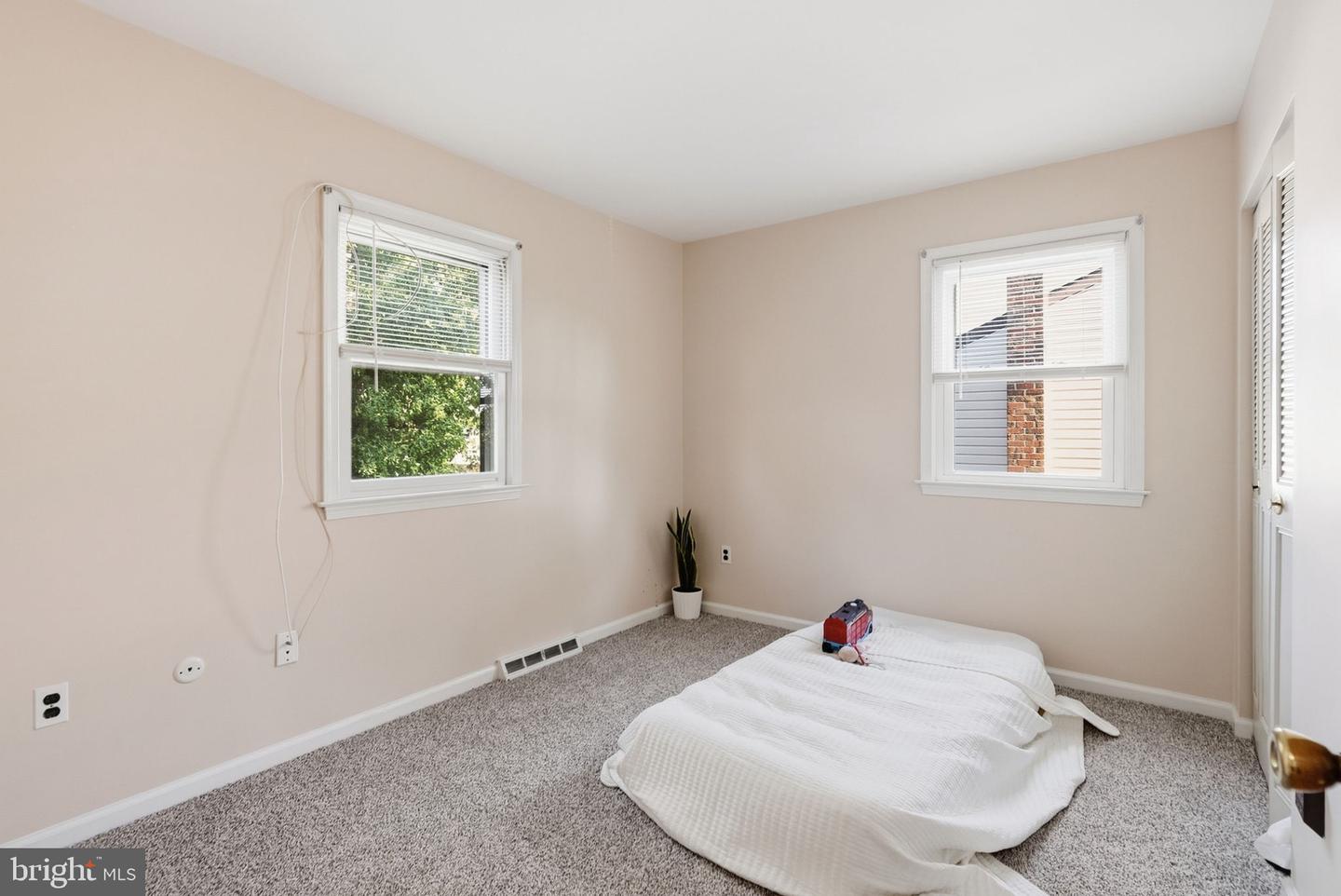 614 Highland Ter Property Photo 29
