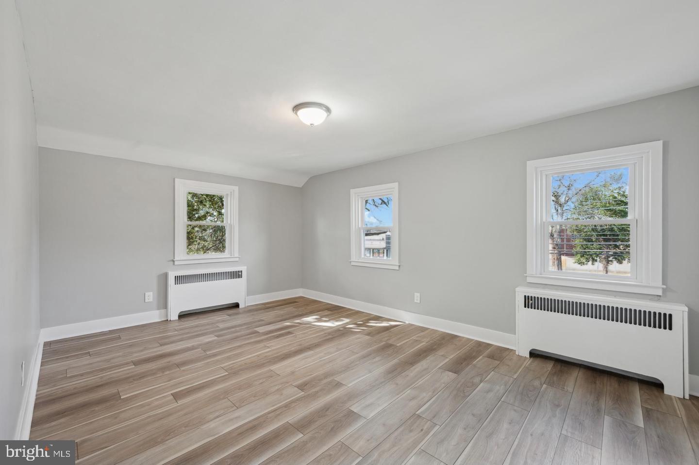 1230 Macdade Blvd Property Photo 11