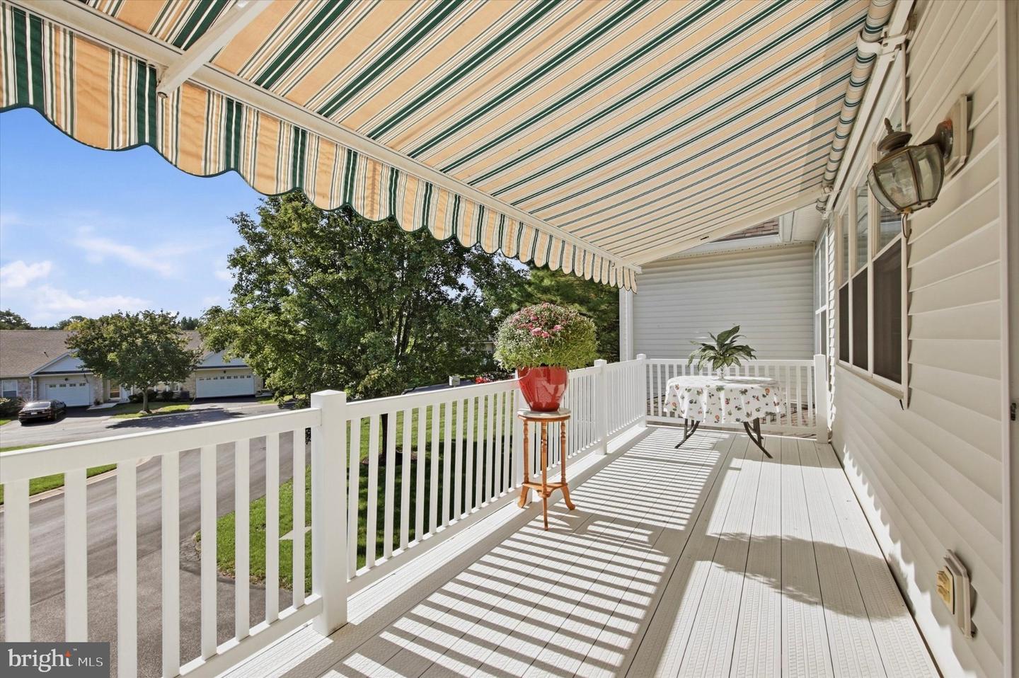 1467 Country Club Dr Property Photo 13