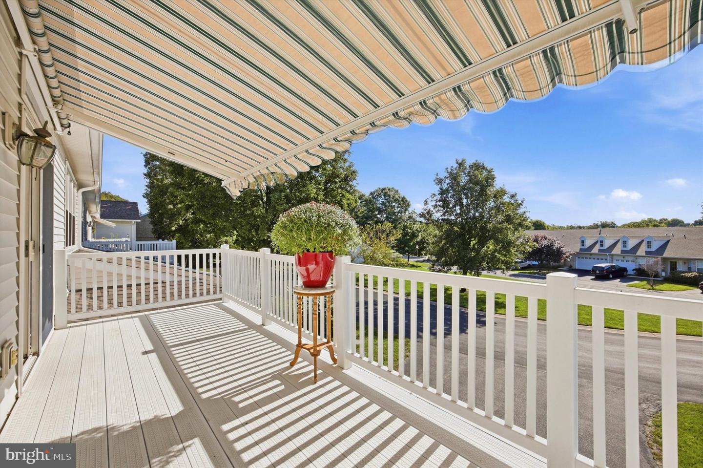 1467 Country Club Dr Property Photo 14