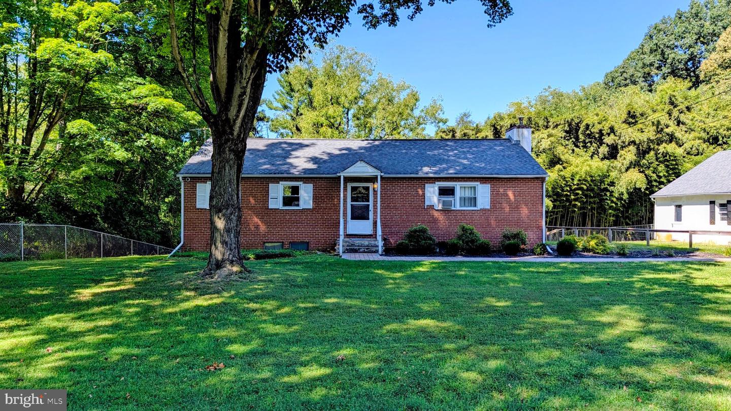 15 Locksley Rd Property Photo 1
