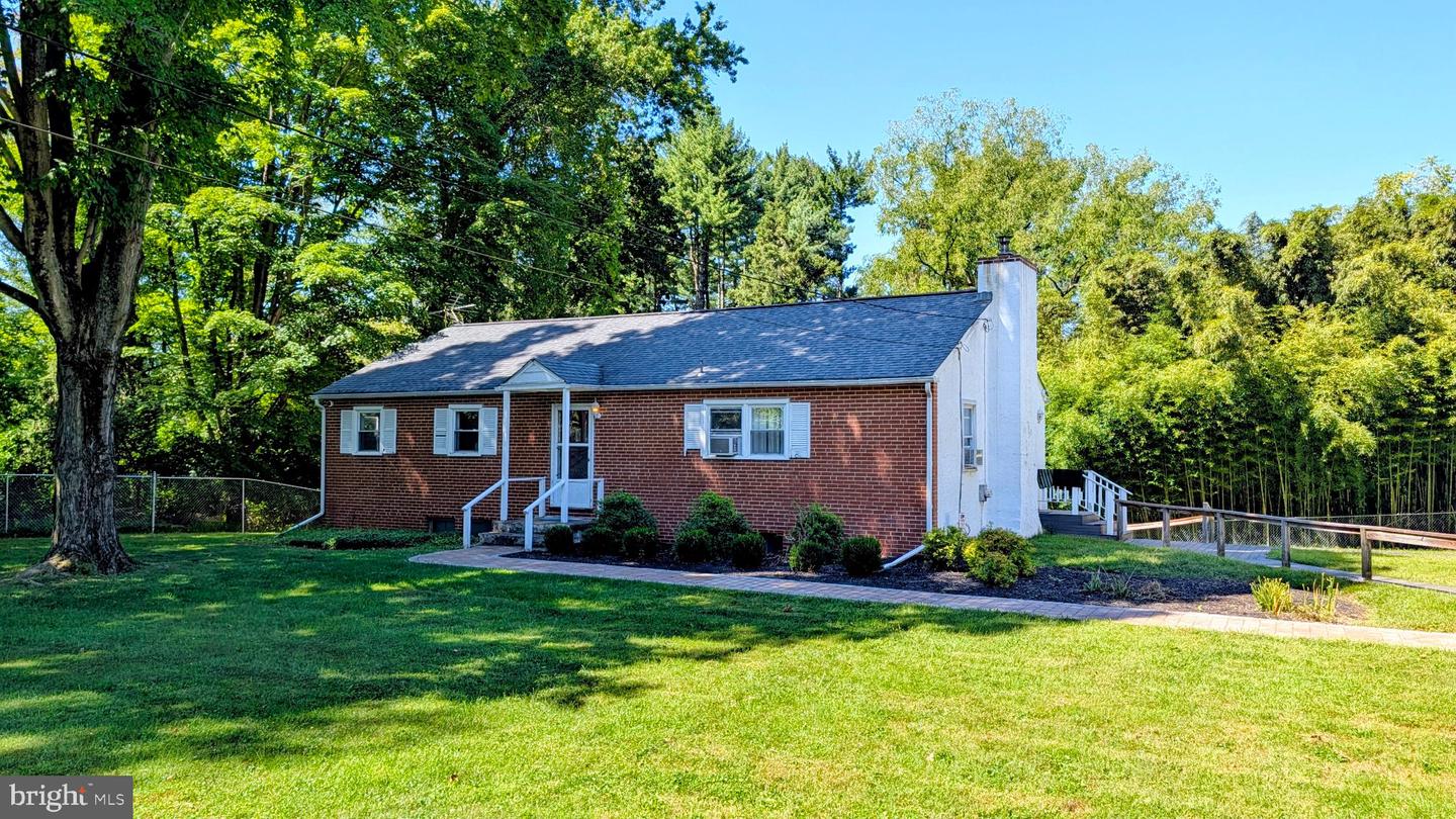 15 Locksley Rd Property Photo 2