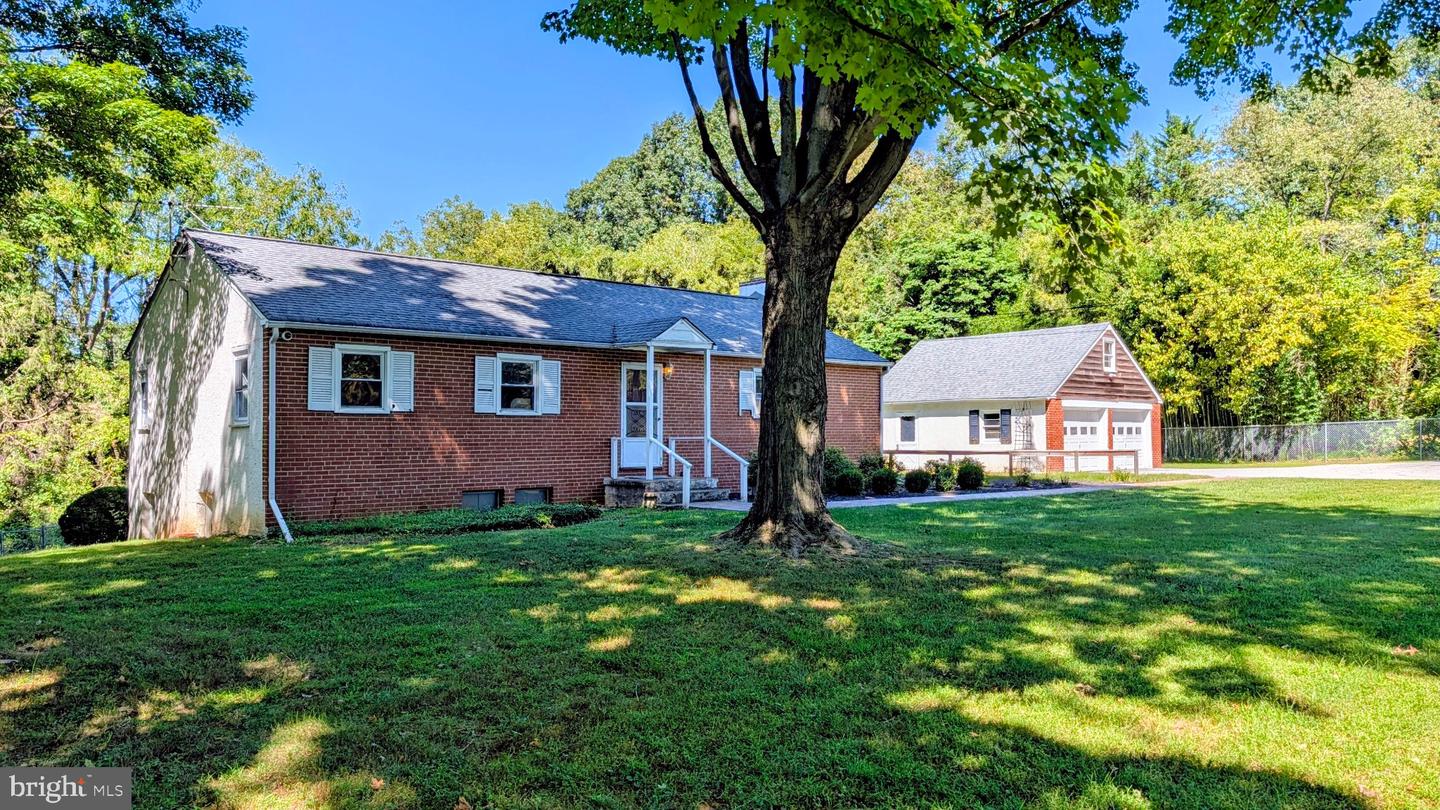15 Locksley Rd Property Photo 3