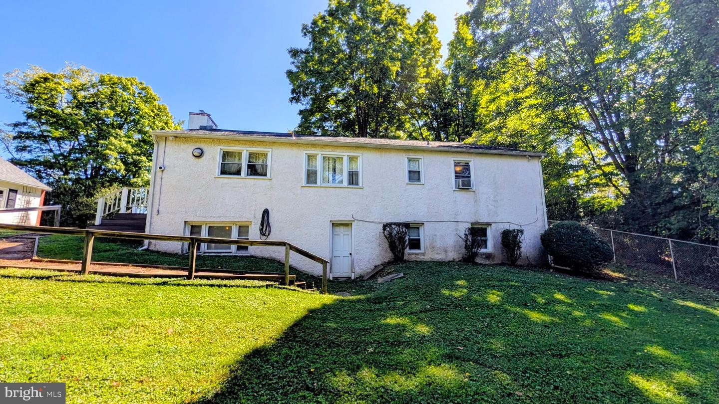 15 Locksley Rd Property Photo 12