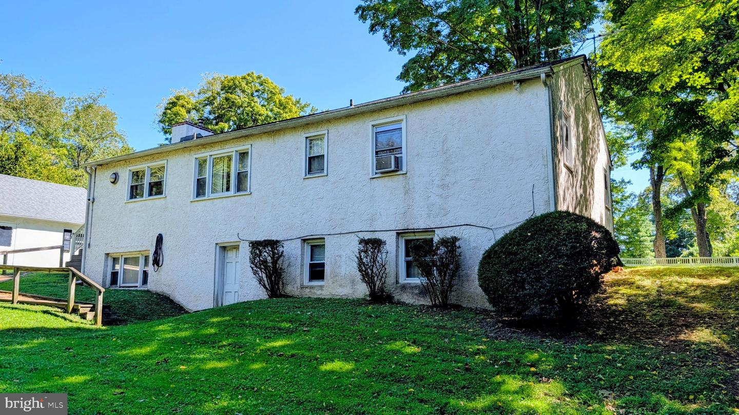 15 Locksley Rd Property Photo 13