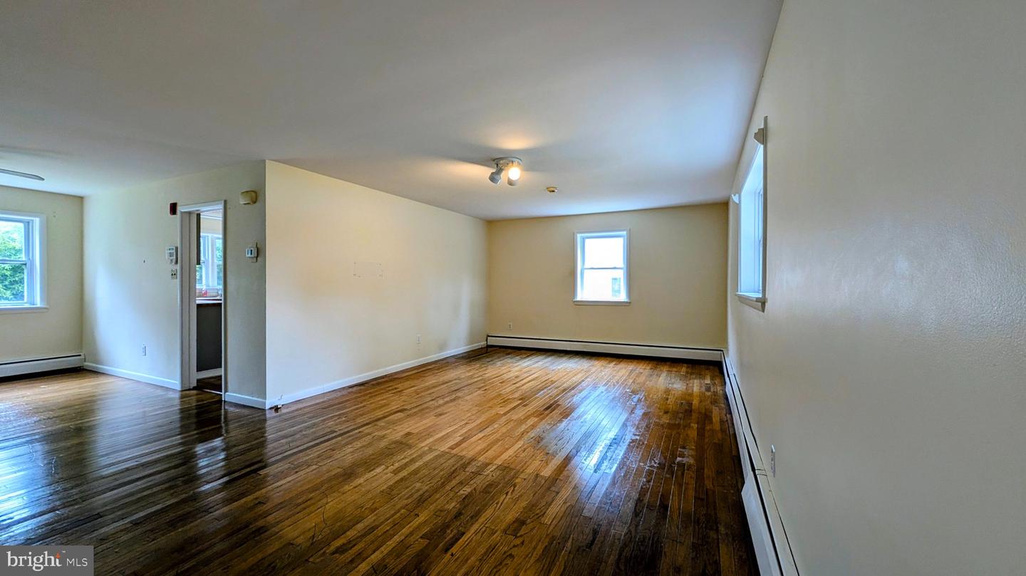 15 Locksley Rd Property Photo 15