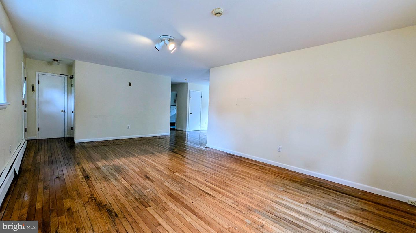 15 Locksley Rd Property Photo 17