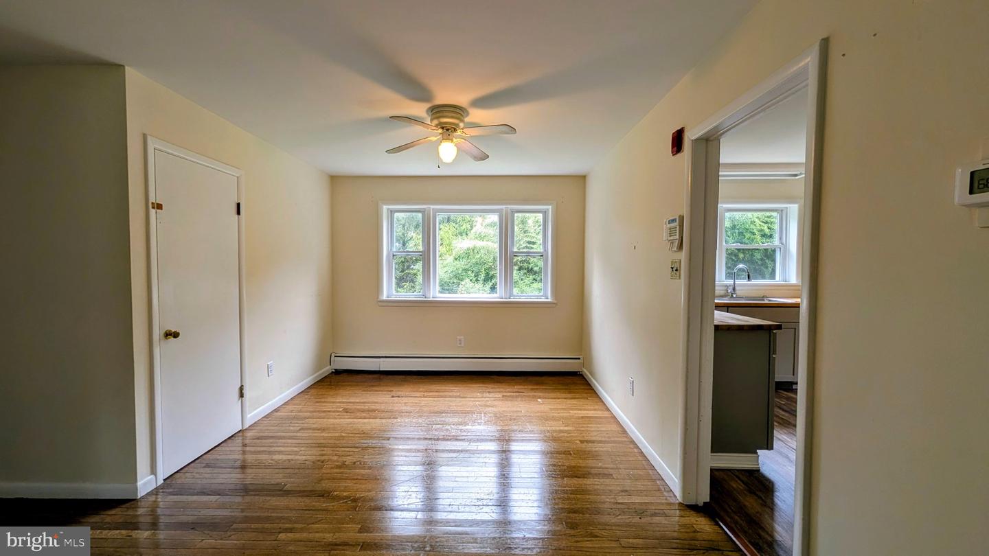 15 Locksley Rd Property Photo 18