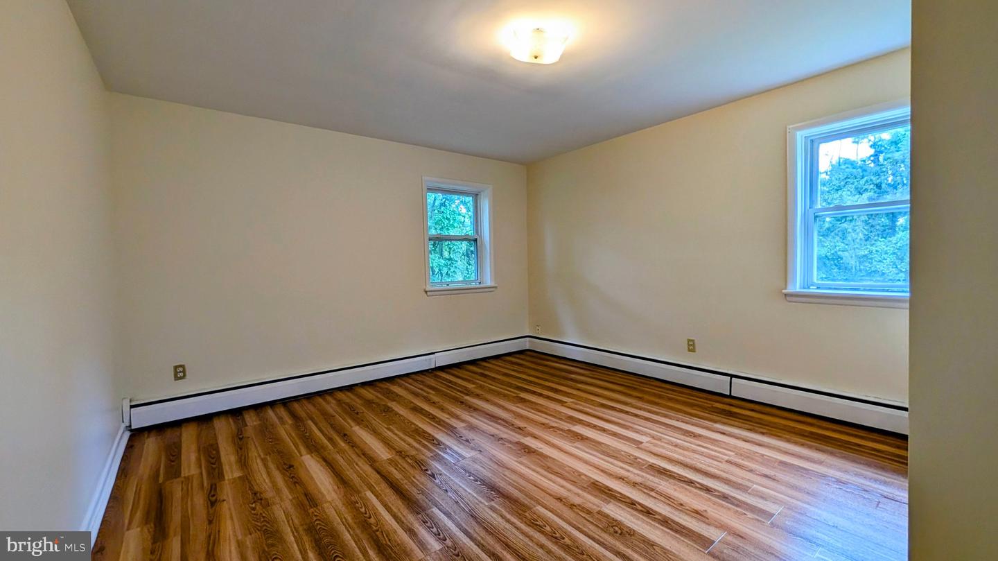 15 Locksley Rd Property Photo 27