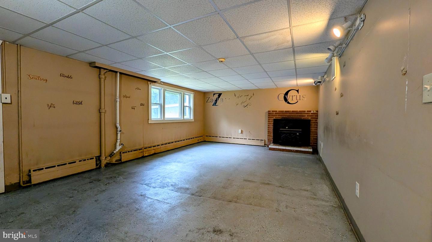 15 Locksley Rd Property Photo 28