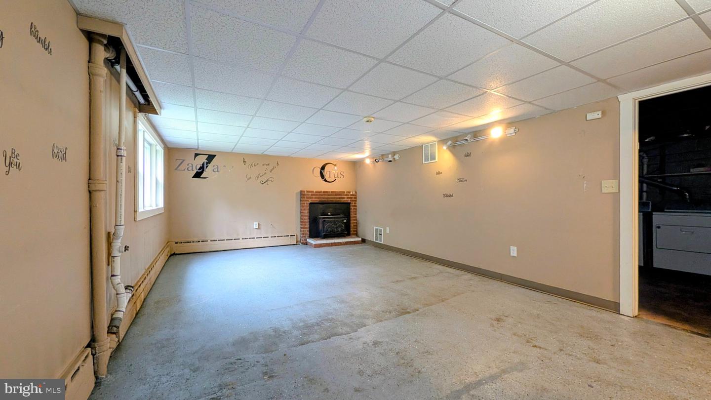 15 Locksley Rd Property Photo 29