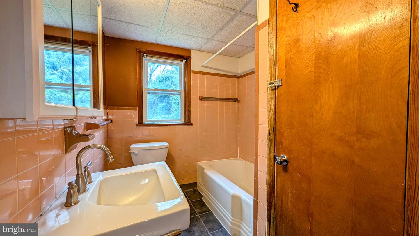 15 Locksley Rd Property Photo 30