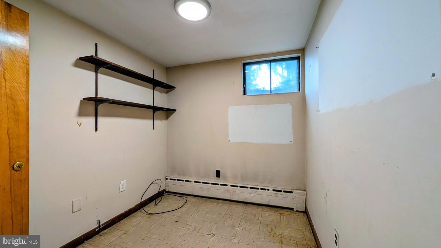 15 Locksley Rd Property Photo 35