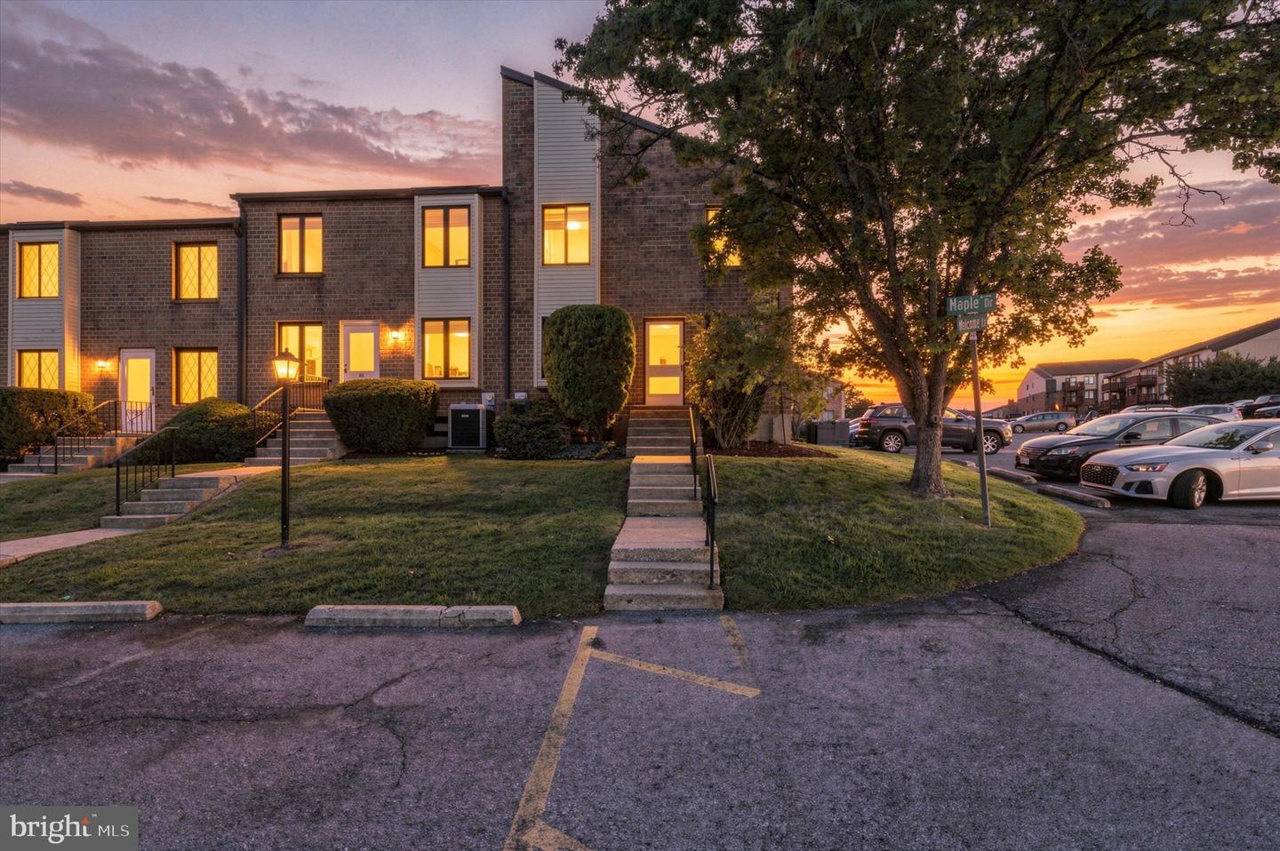 5200 Hilltop Dr #u-9 / #414 Property Photo 1