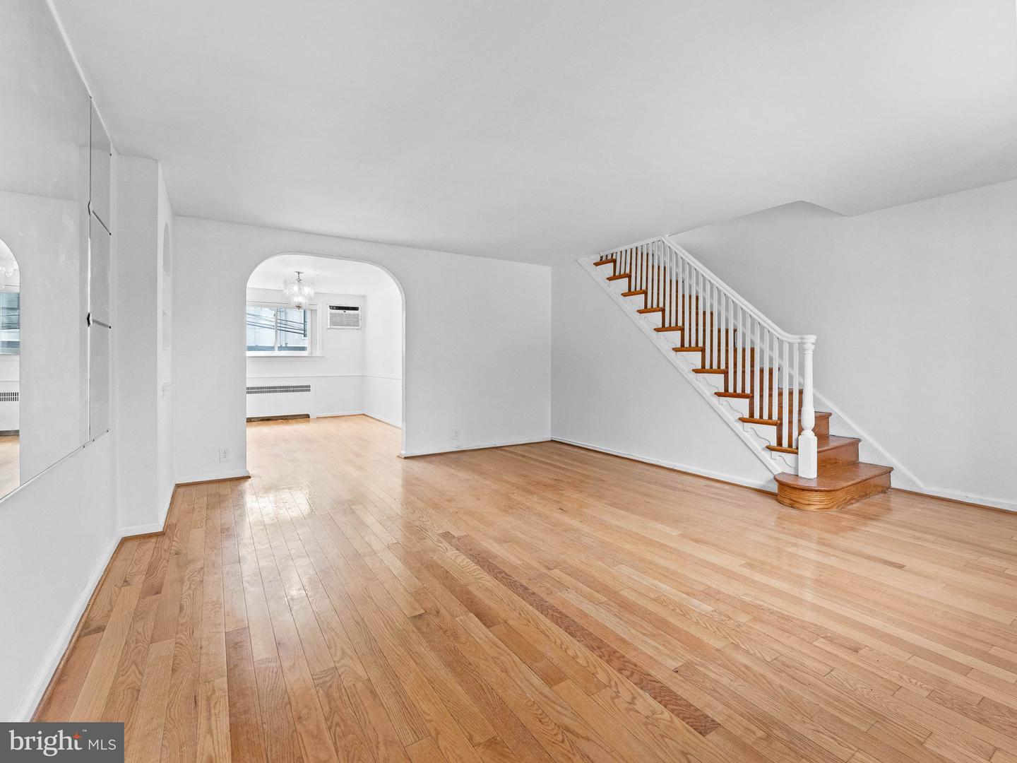 313 Wiltshire Rd Property Photo 4