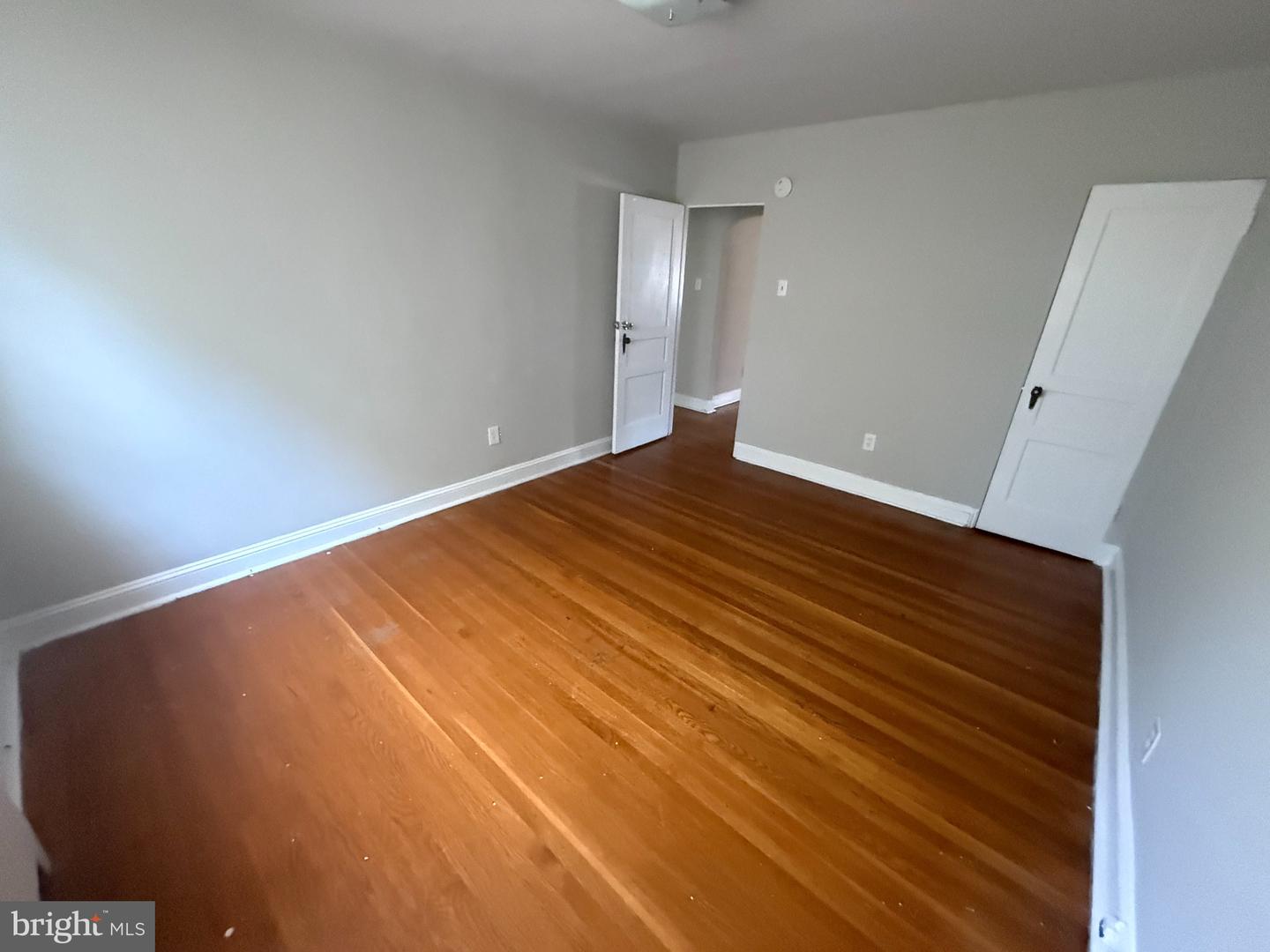 6834 Marshall Rd Property Photo 4