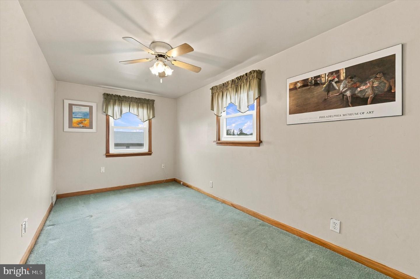 211 Willowbrook Ave Property Photo 17