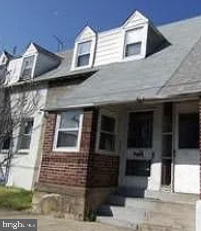 953 TERRILL ST Property Photo 1