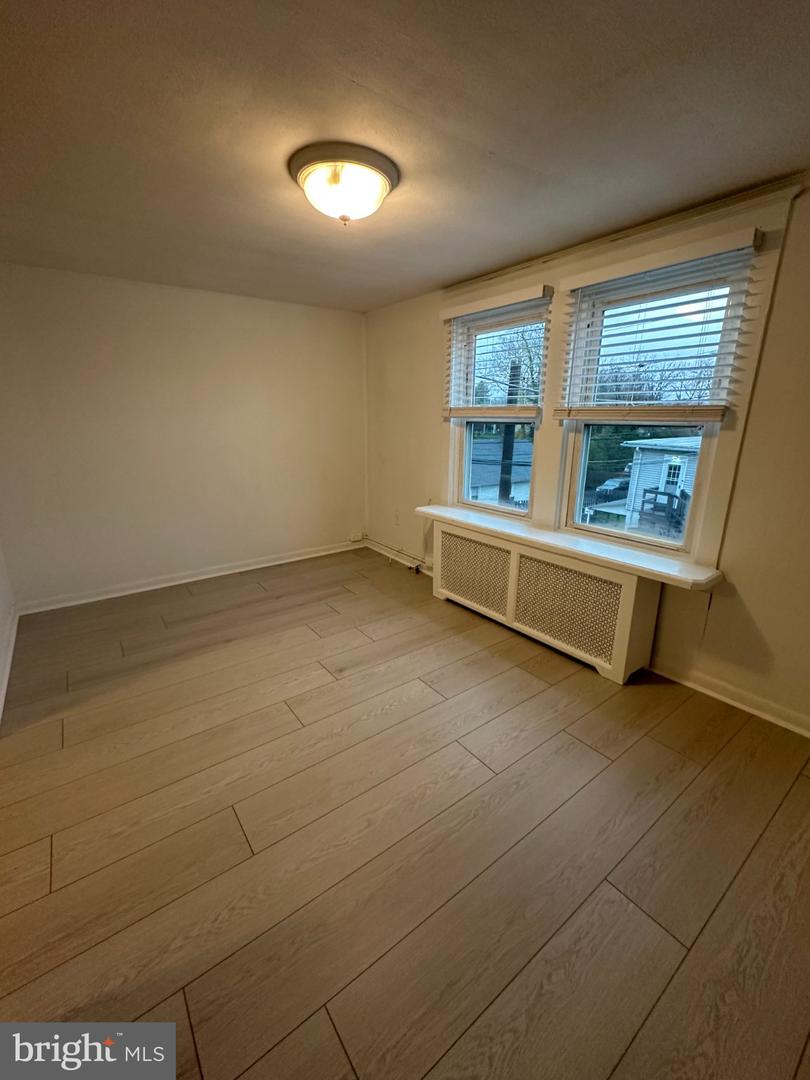 PADE2124564 Property Photo 12