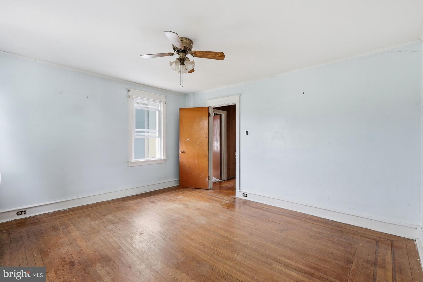 667 Rose St Property Photo 14
