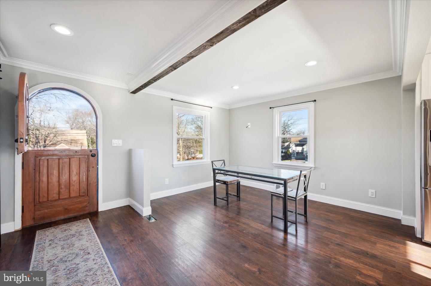 17 Spring St Property Photo 2