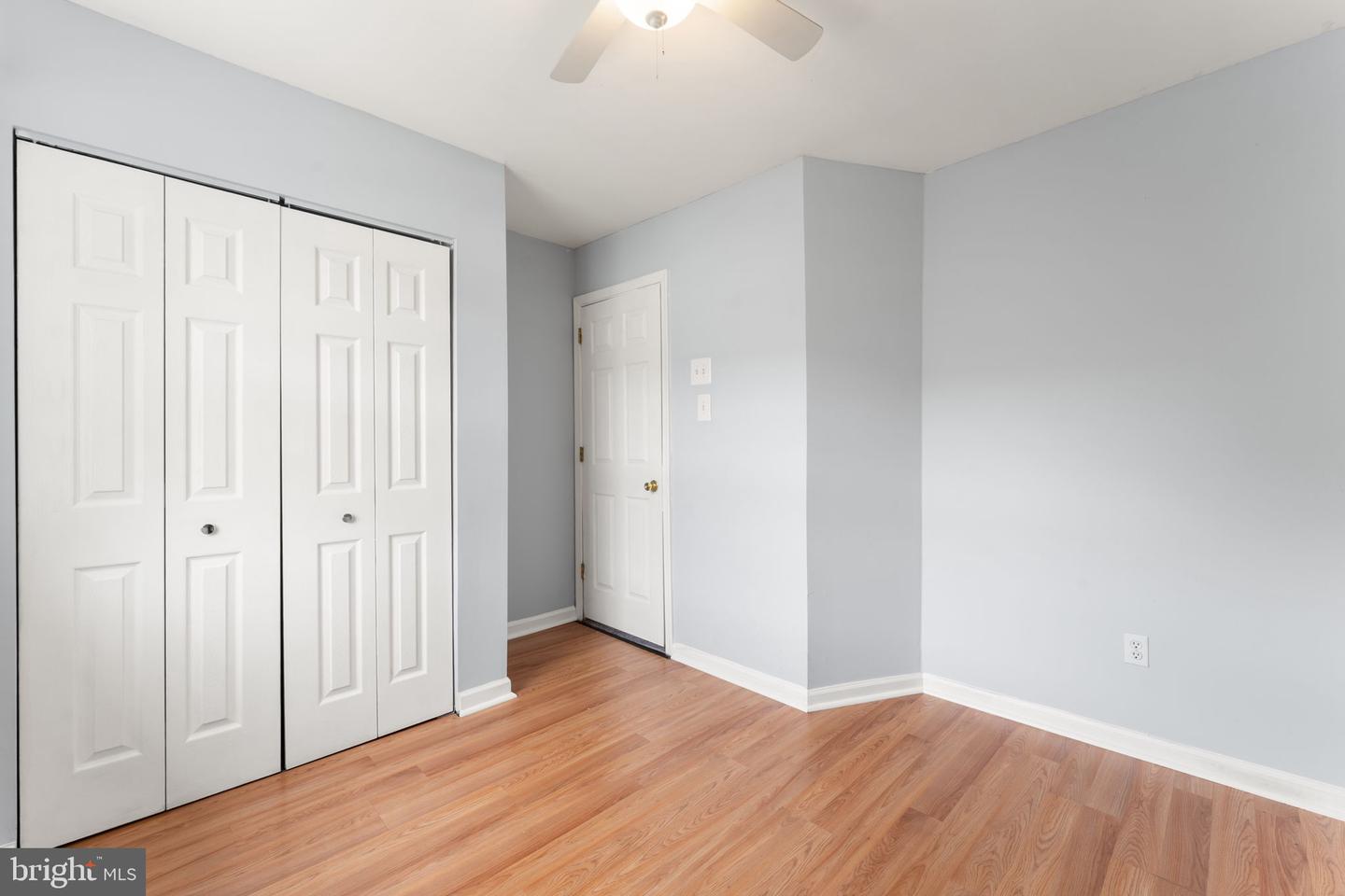 127 E Winona Ave Property Photo 12