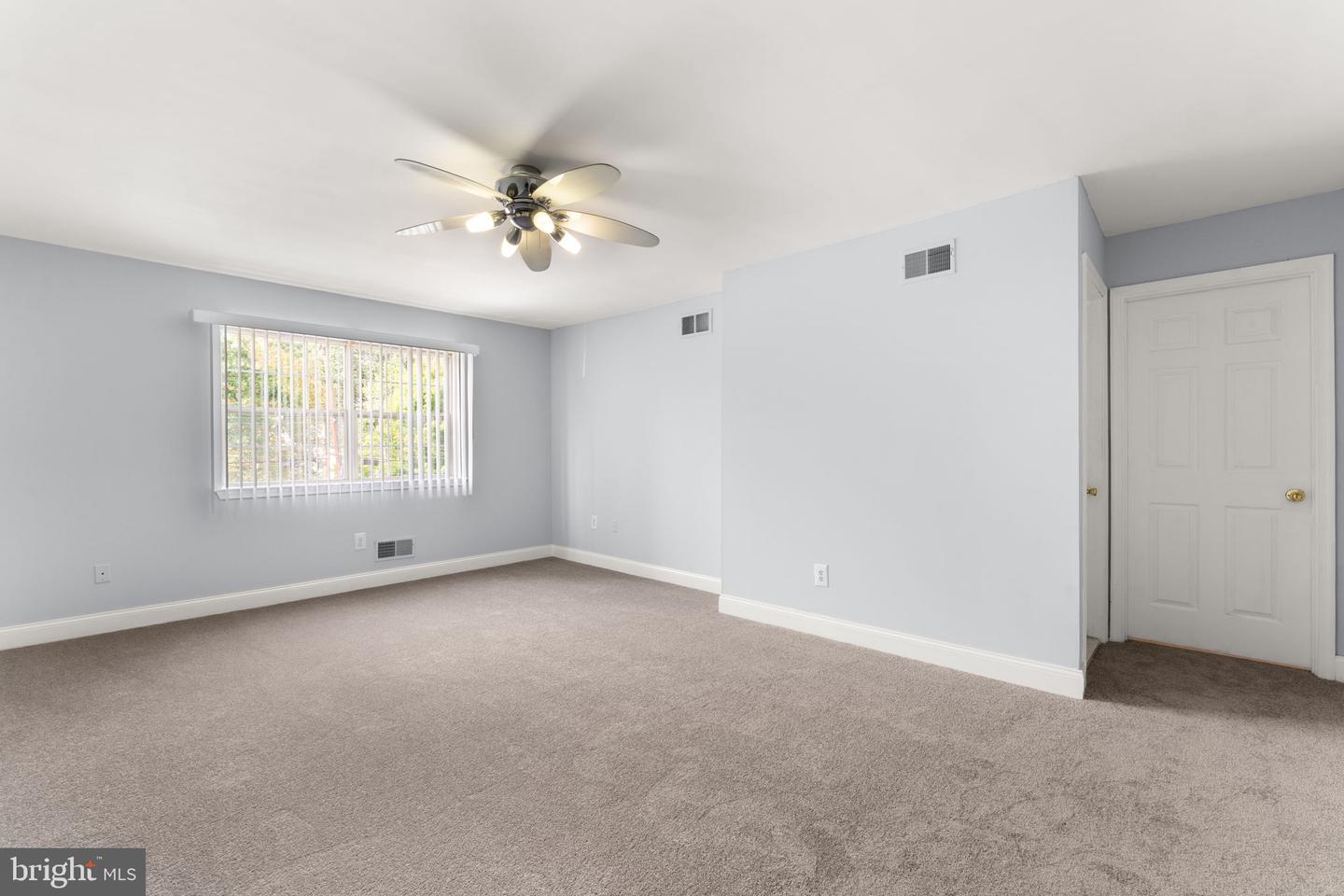 127 E Winona Ave Property Photo 19