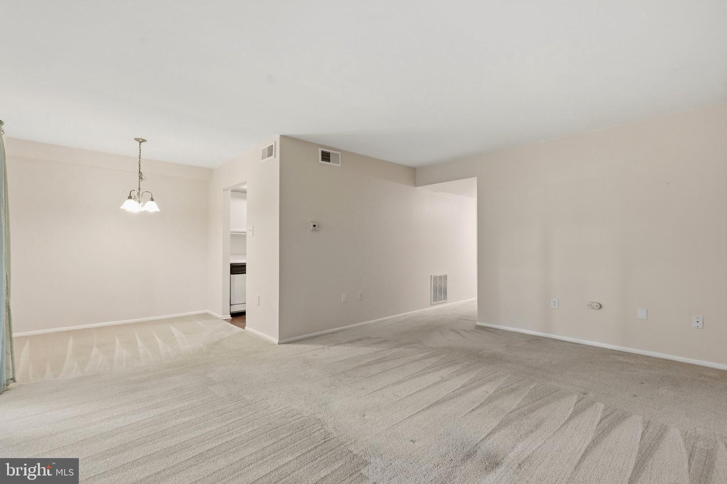 307 Painters Xing Property Photo 5