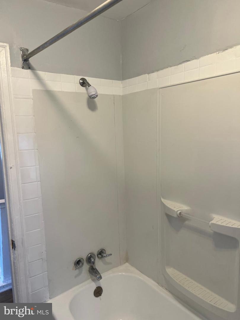 1133 Pine Ln Property Photo 10