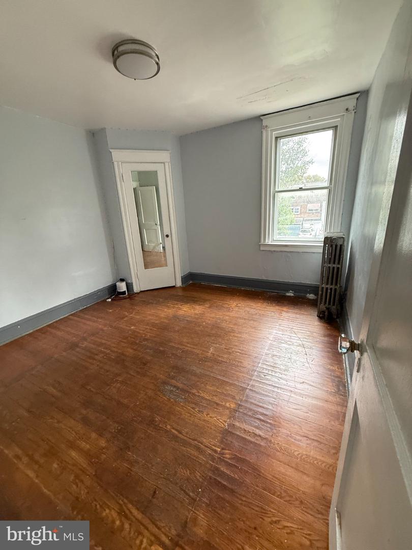 7060 Ruskin Ln Property Photo 11